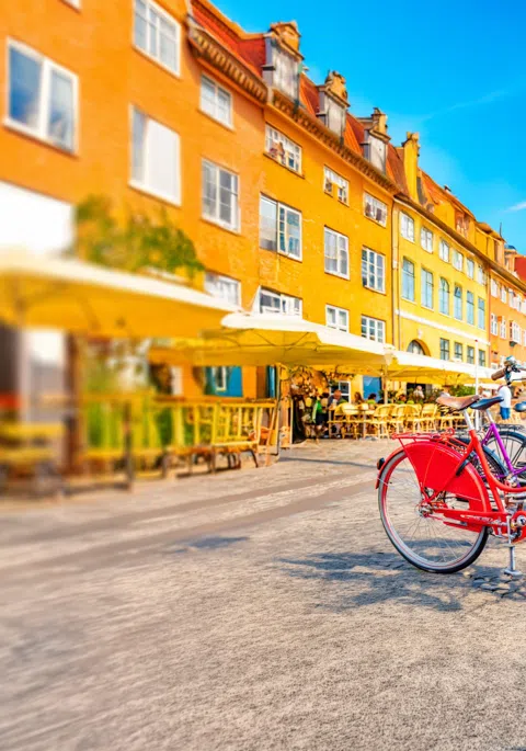 How Copenhagen Rides: The Bike Lane as the City's Circulatory System
