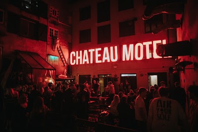 Chateau Motel